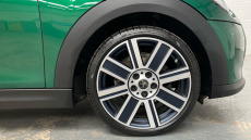 MINI Hatchback 1.5 Cooper Exclusive 3dr Auto Petrol Hatchback